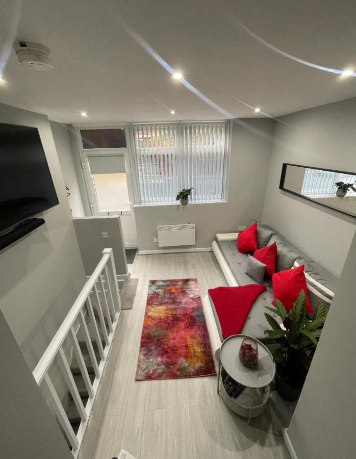 Unique Duplex Apartment Free Parking Free Wi-Fi 6 Minutes From Leeds City Centre Екстер'єр фото